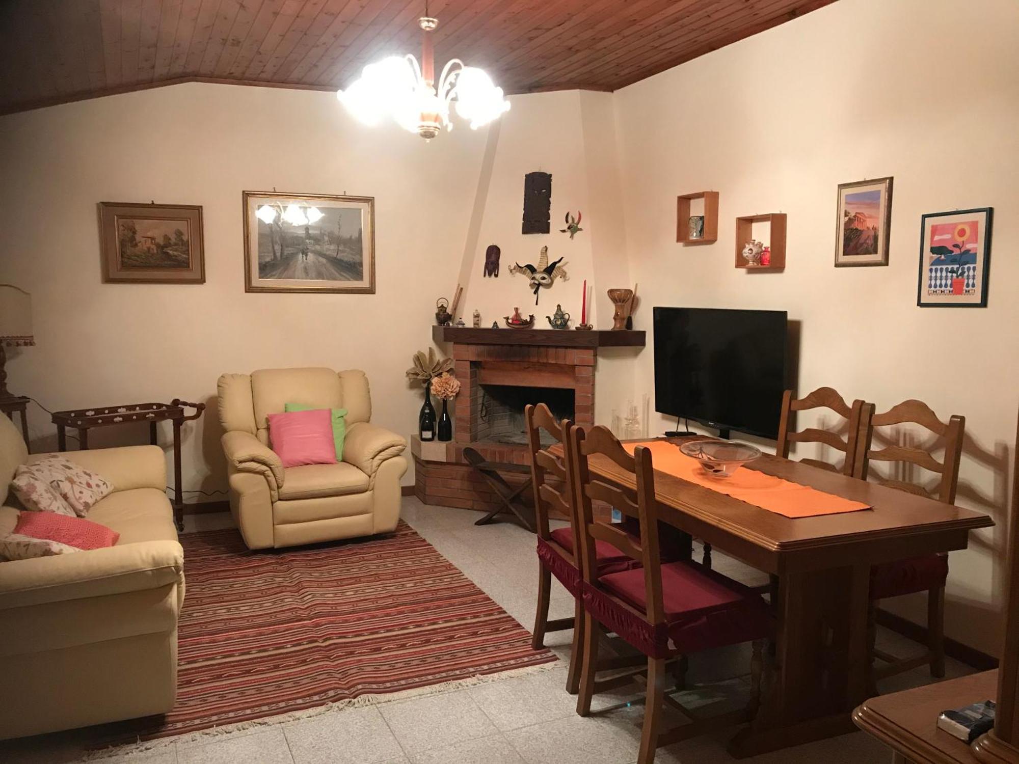 Casa Vacanze Elisabetta Montalcino Exterior foto